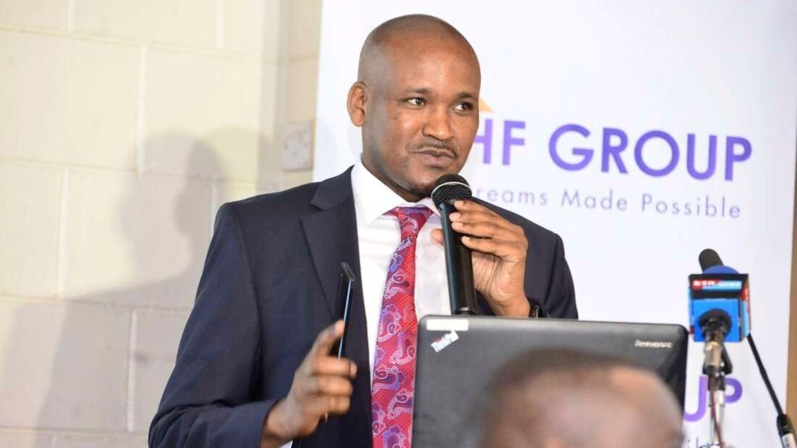 MONEY &amp; LIFE LESSONS 101 WITH ROBERT KIBAARA, HF GROUP CEO...🧵🧵

1. Network and build relationships: Connections are key to success in both your career and personal life. 

2. Leverage time in investment: Start early. Time is your greatest ally when it comes to growing wealth.