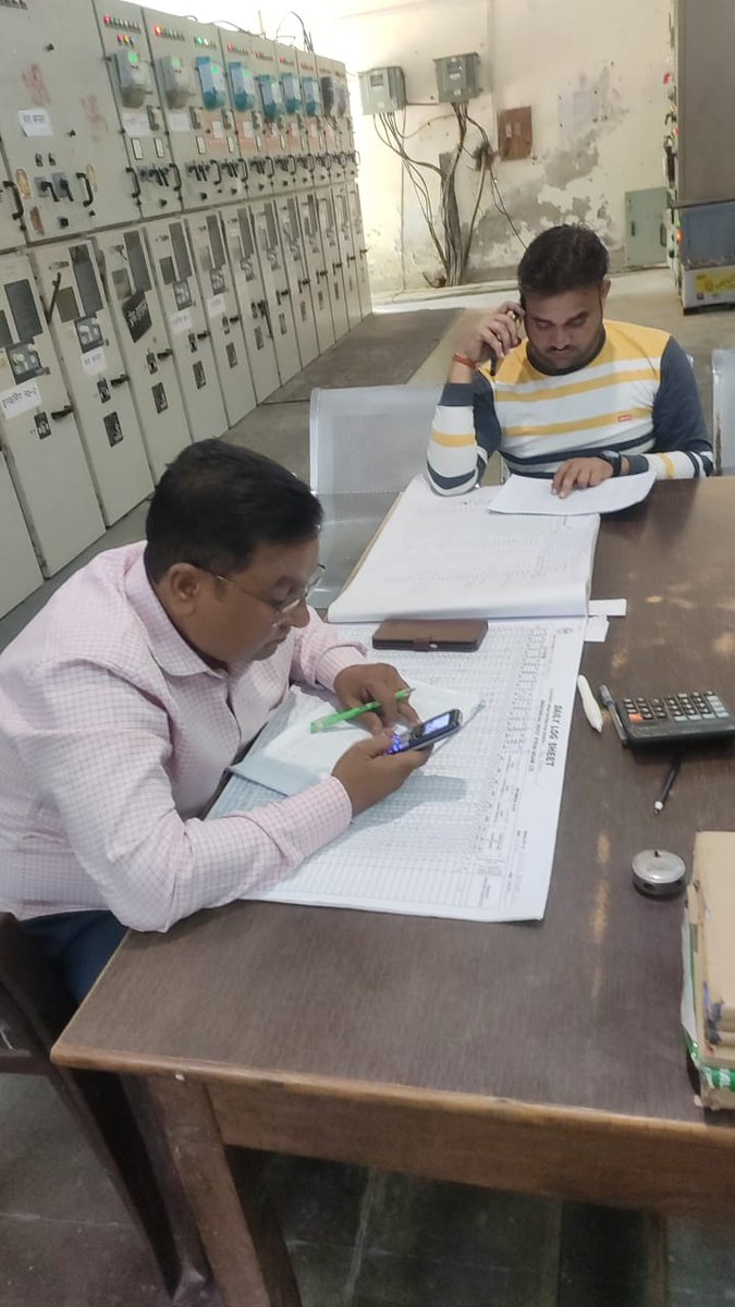 लखनऊ मध्य क्षेत्र के राज भवन खंड के अंतर्गत 33/11 केवी० डालीबाग उपकेंद्र से पोषित उपभोक्ताओं को राजस्व वसूली हेतु कॉलिंग कराई जा रही हैं <a href="/Mvvnlcisgomti2/">CE Lesa Central Zone</a> <a href="/MVVNLHQ/">Madhyanchal Vidyut Vitran Nigam Limited</a> <a href="/MVVNLmd/">MVVNL</a> <a href="/UPPCLLKO/">UPPCL</a>