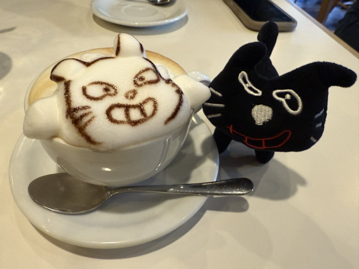 フラット tweet media