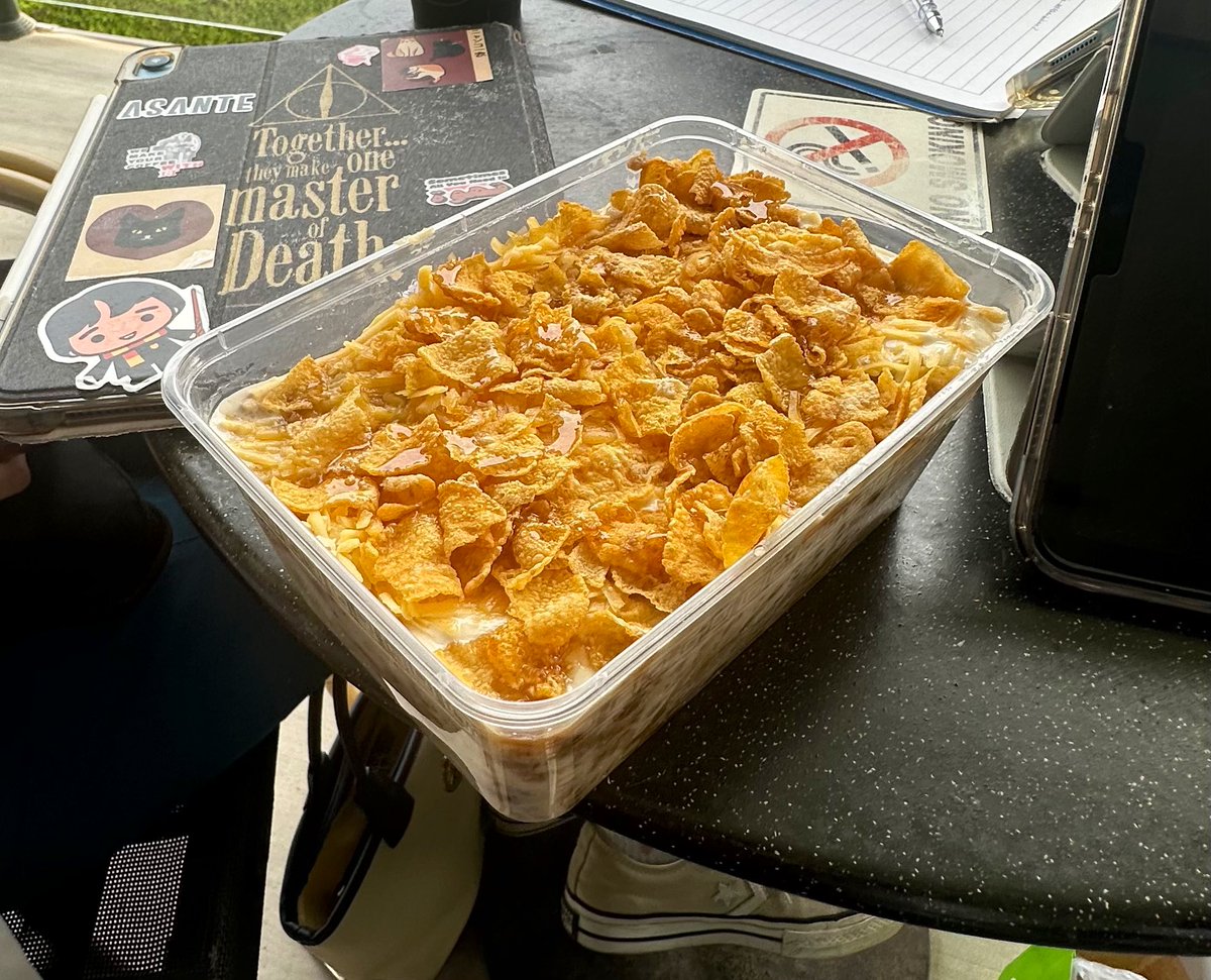 نـور tweet media