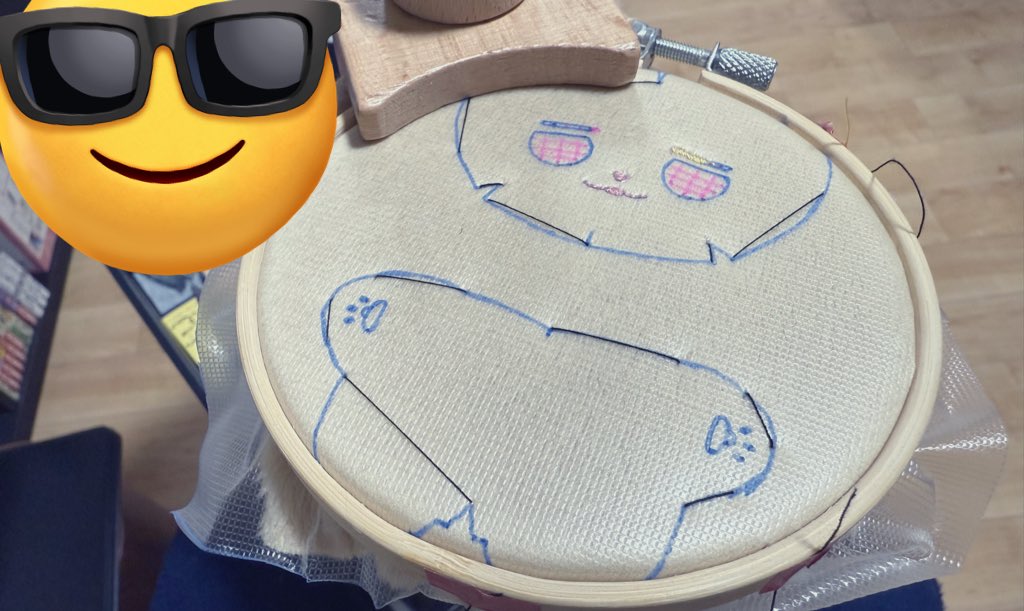 我慢出来なくて作り始めちゃった
さて何になるんだか……