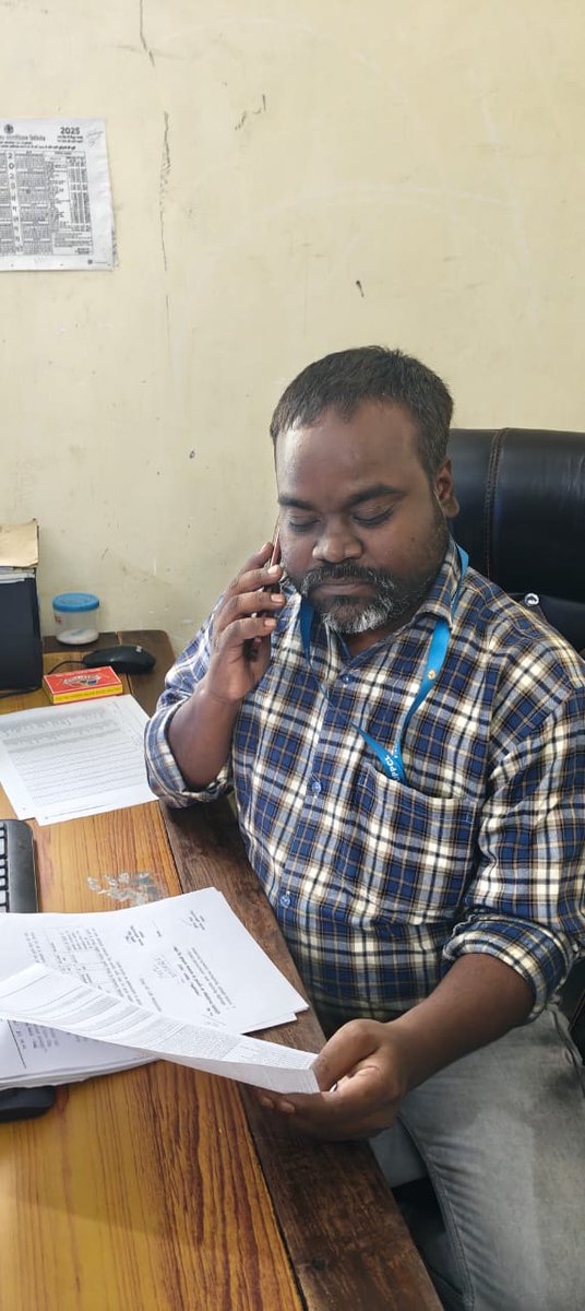 बिजली बिल बकायेदार उपभोक्ताओं को कॉल के माध्यम से बिल भुगतान करने के लिए लगातार प्रेरित किया जा रहा है। उपभोक्ताओं से अनुरोध है कि समय पर बिजली बिल का भुगतान करें।
<a href="/EMofficeUP/">Energy Minister Office UP</a>

<a href="/AdminLKO/">DM Lucknow</a>

<a href="/ChairmanUppcl/">Chairman Uppcl</a>

<a href="/mduppcl/">MDUPPCL</a>

<a href="/MVVNLHQ/">Madhyanchal Vidyut Vitran Nigam Limited</a>

<a href="/Mvvnlcisgomti2/">CE Lesa Central Zone</a>