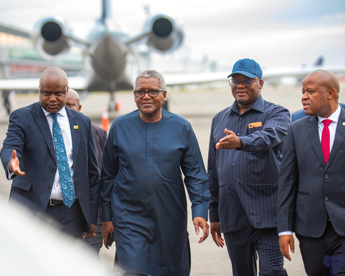 The richest man in Africa,  Mr Dangote is in the country to explore investment opportunities exceeding USD$1 billion.  Thank you Ms Jose Mahachi and Advisor Dr Tungwarara for facilitating this historic engagement. 

Zimbabwe is open for business