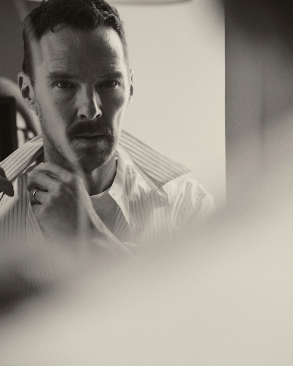 Outtakes from Benedict Cumberbatch's Icon Magazine photoshoots photographed by Gregory Harris❤️‍🔥

(thanks to <a href="/persc0pe/">☉ ☽ ☉</a>♥️)
More🧵