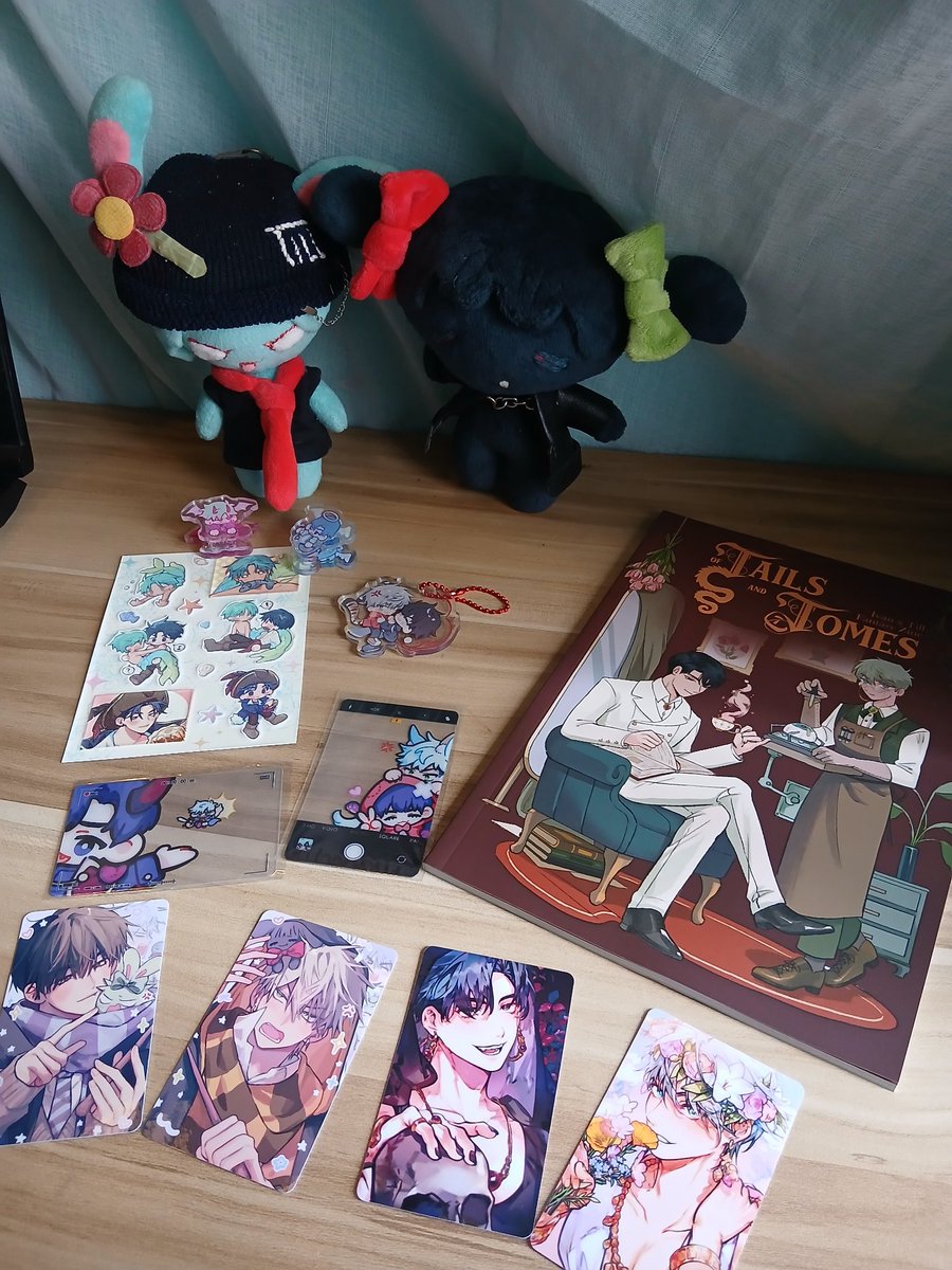 buns sharing our <a href="/IvanTillFantasy/">Of Tales & Tomes: IvanTill Fantasy | POs Open!</a> zine haul 🥰🥰🥰 

everything looks amazing 😭❤️ great work yall  ;o; 🫶💖💖💖