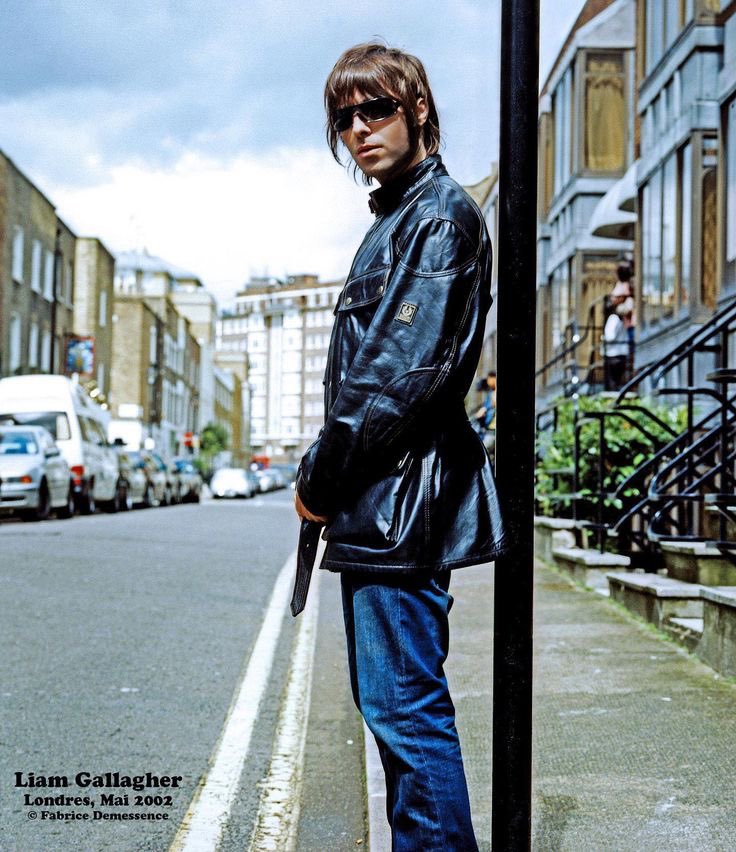 Inthesunshiiine's tweet image. He looks so diva here