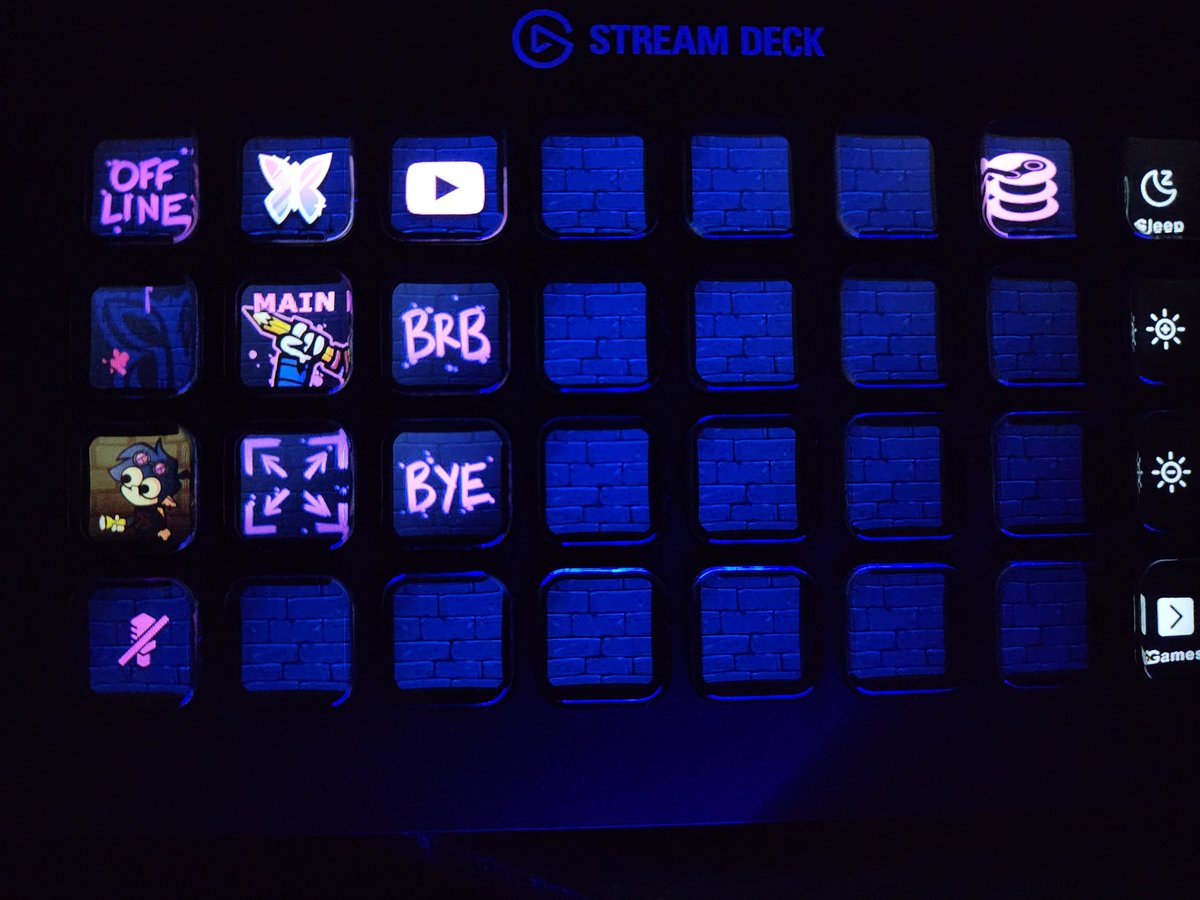 StupidButterfly tweet media