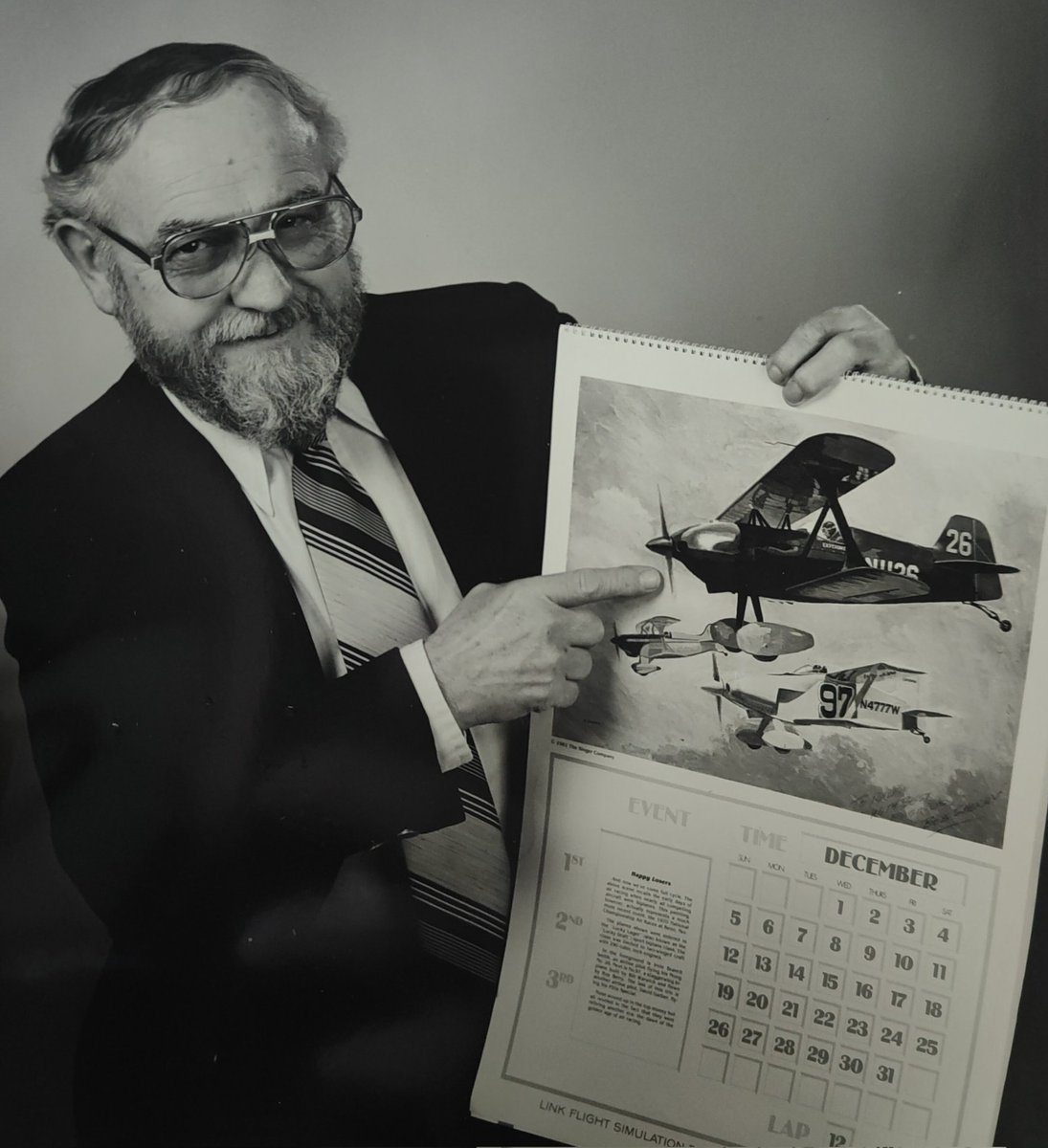 Mongster2000's tweet image. My grandfather, Ralph E. Mong Jr. (EAA #90 ✈️), built the iconic Mong Sport in his garage for $1000 in 1953.
This is aviation passion in its purest form. 🛠️❤️
#Homebuilt #EAA #MongSport @grok