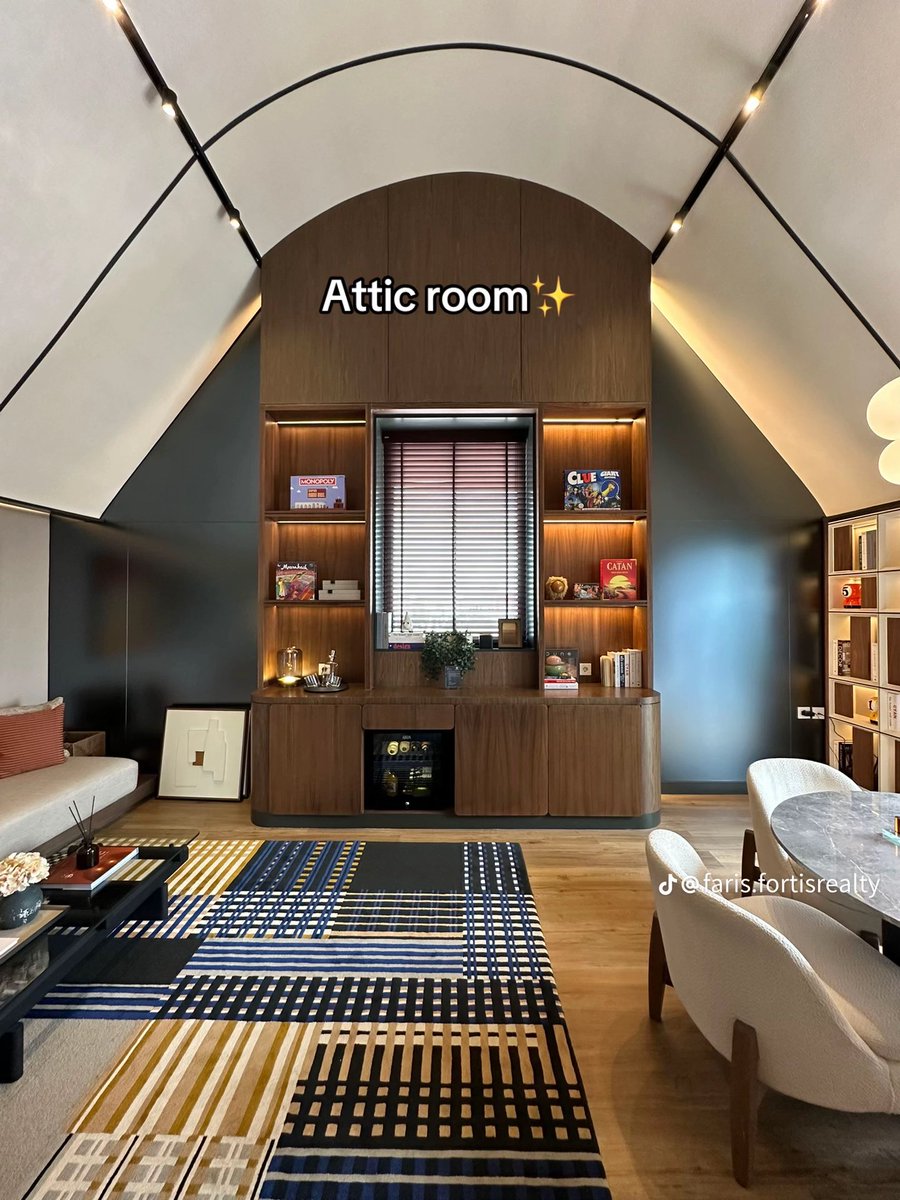 tarintulaa's tweet photo. the house i will work hard for https://t.co/fgSiuV2Tlq