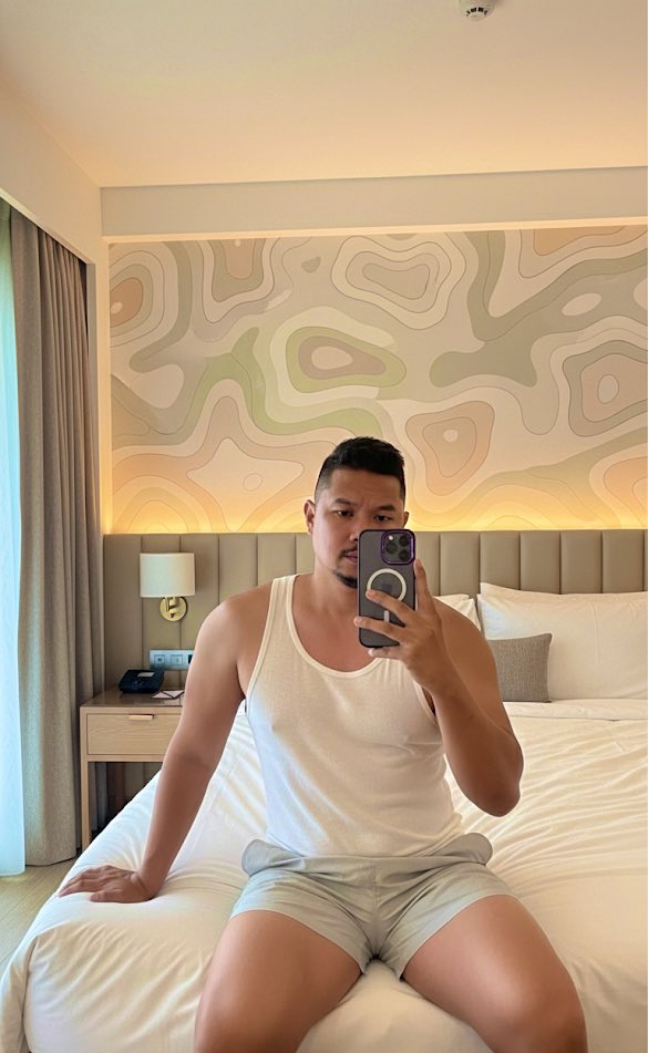 si chubby tweet media