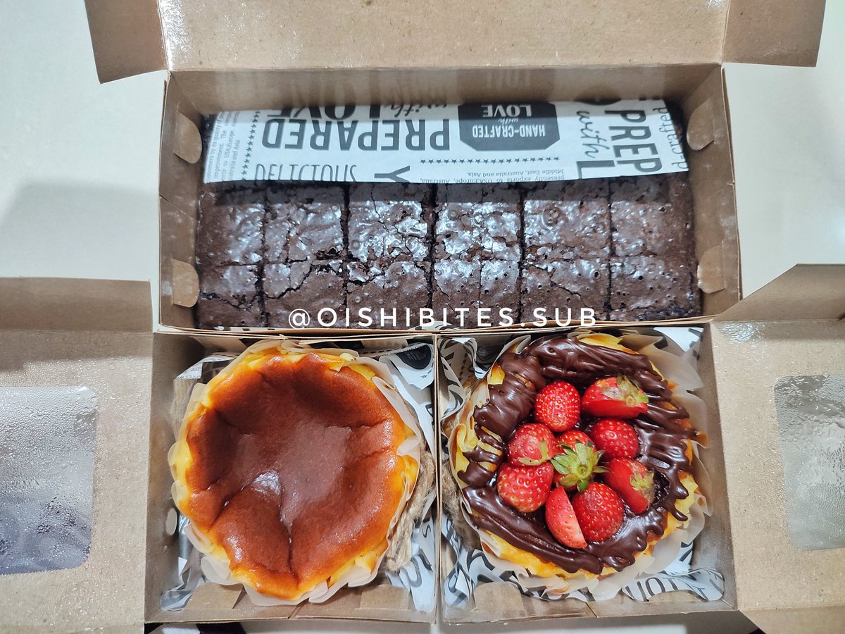 ‼️OPEN ORDER BURNT CHEESECAKE &amp;  FUDGY BROWNIES‼️

ready kamis [13/10]
fudgy brownies bisa kirim luar kota by oren. freshly baked, fast resp via whatsapp.
📍 surabaya barat
🛵 instan/self pickup 

full pricelist : drive.google.com/file/d/1ApihVW…

#zonauang #zonajajan