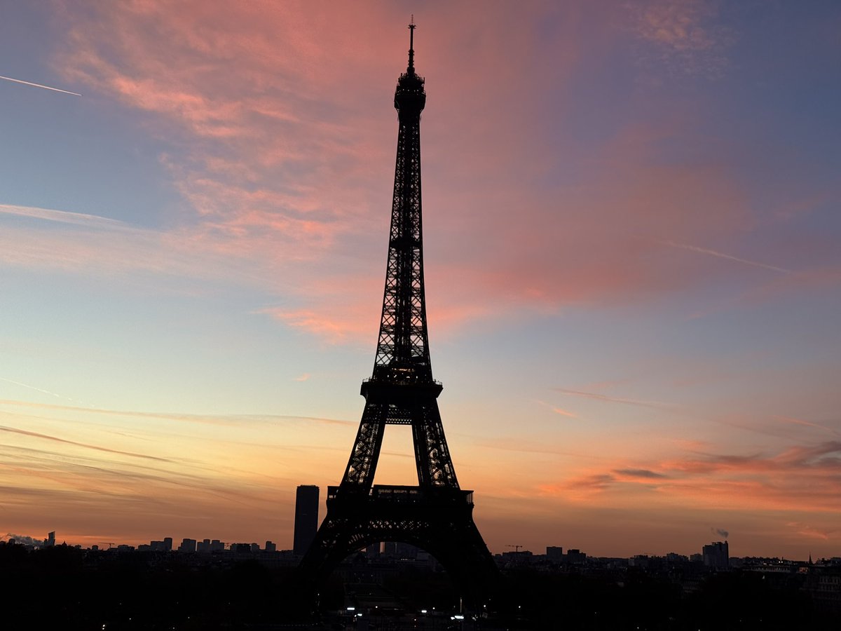 alecmimoun's tweet image. Good morning Paris!