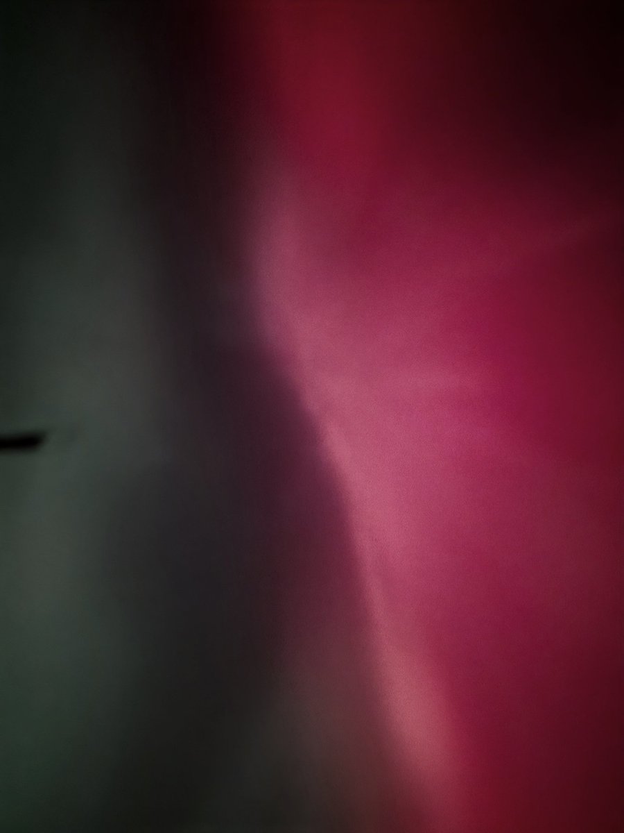 pmwagner's tweet image. Some favorite shots of the northern lights from tonight. I grabbed the wrong wide angle lens for my DSLR on the way out, so I had to rely on my phone for a few of these. #Aurora #spokane