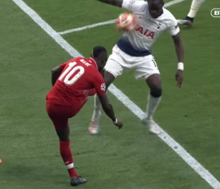 Blue Nose Bob 👀 tweet media