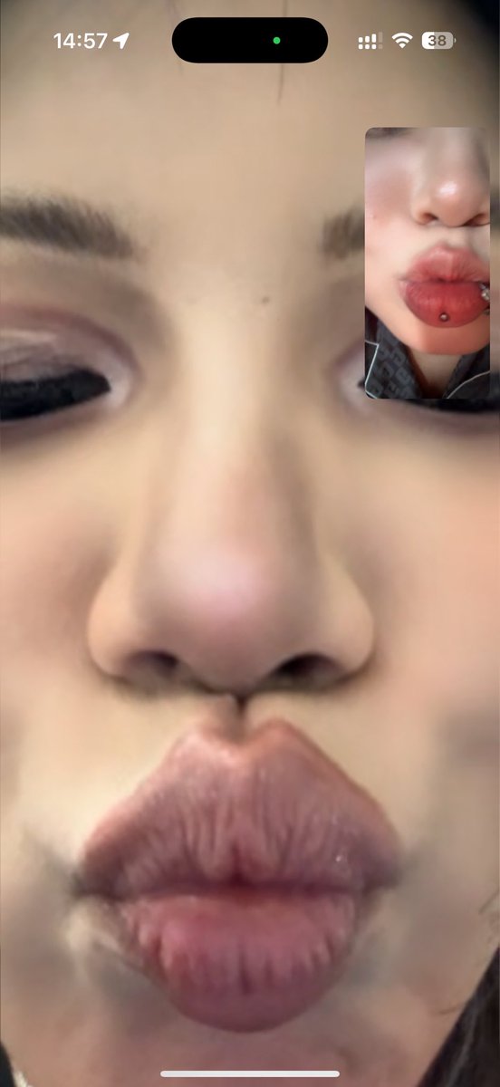 闺吻<a href="/ninis07QaQ/">妮妮斯3.0🩸</a>