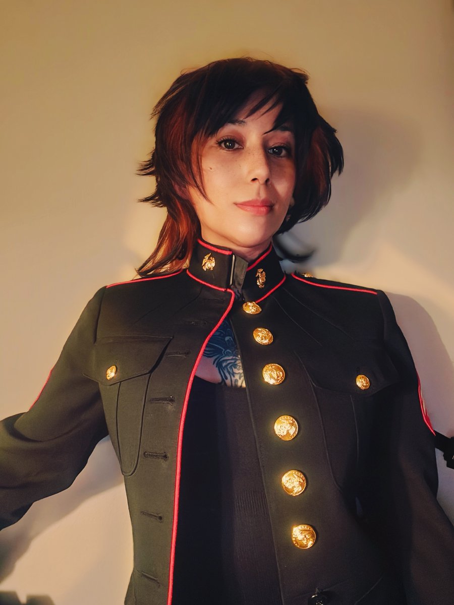 Late Veteran's day post! Which also includes.... LGBTQ+ people! 

In which the US kicked out of the military for being transgender, removing all their benefits and leaving nothing. (Nice way to honor vets) 

Respect to trans veteran's #veteransday🏳️‍⚧️💖