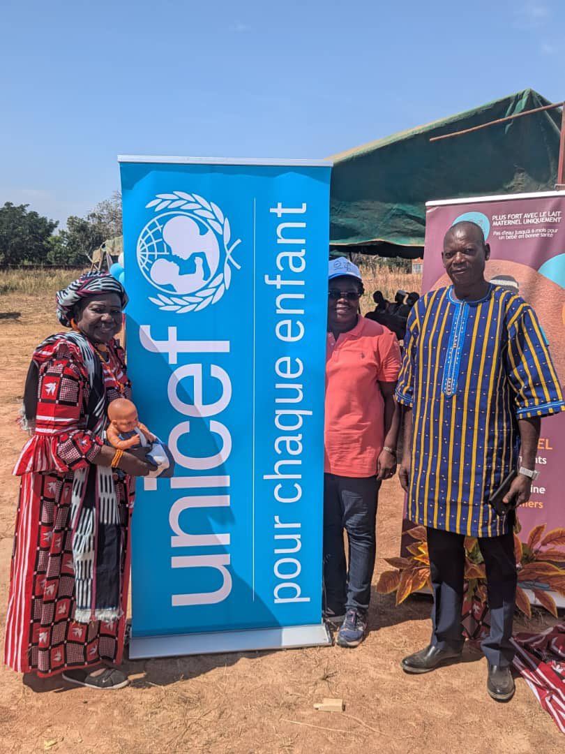 UNICEF_Burkina's tweet photo. Du 10 au 16 novembre 2025, le Burkina Faso #SNPF+ #SMAM pour promouvoir l’allaitement maternel et l’accès gratuit aux services de santé de la reproduction,  et aux activités de dépistage des cancers féminins, des IST/VIH et des hépatites virales. 

#PourChaqueEnfant https://t.co/9pLm8Dqd3A