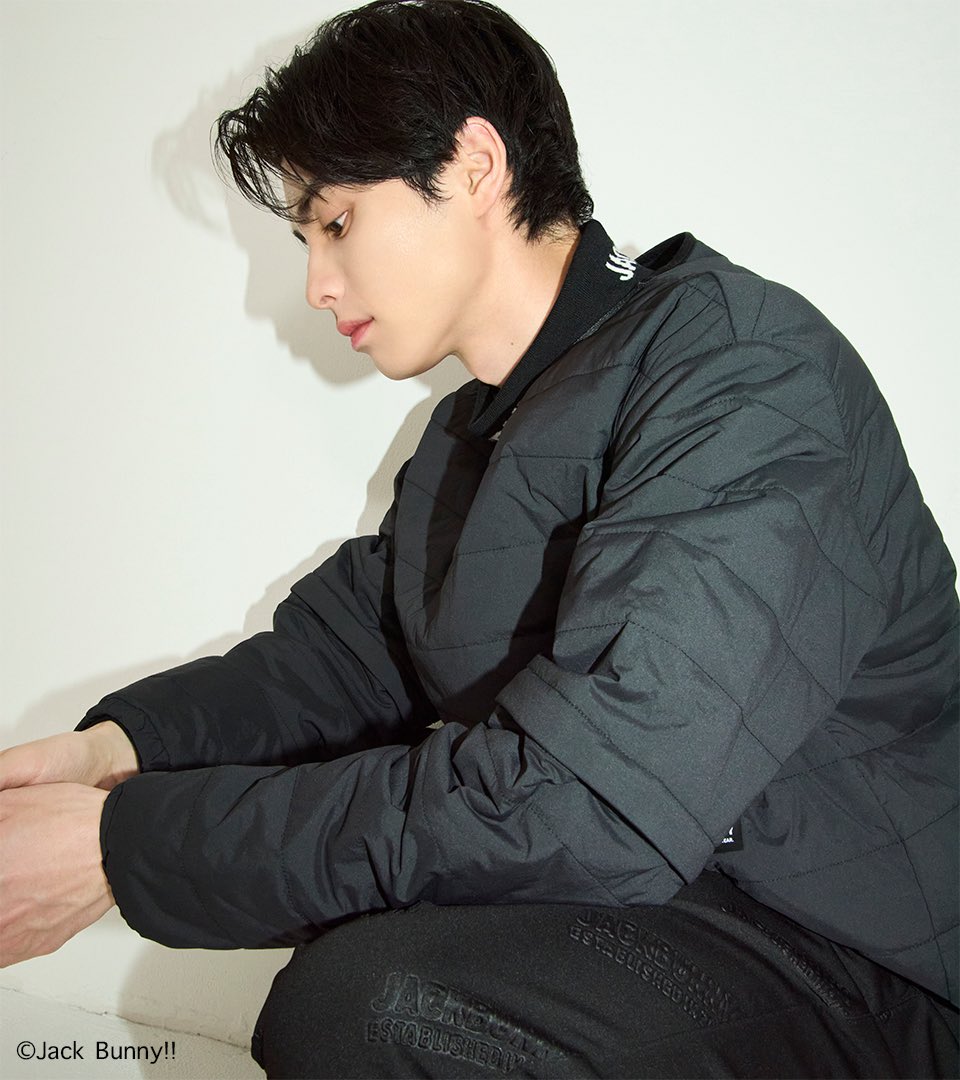 #jackbunnystyle 第7弾LOOK2を公開❗️ゲストは俳優の #本田響矢 さん。シンプルなブラックコーデで登場❗️これからの季節、寒くなっても #ゴルフ を存分に楽しめる機能性抜群のウエアを着こなしてくれました。#jackbunny ブランドサイトをはじめオウンドメディアにて公開中❗️
jack-bunny.net/news/informati…