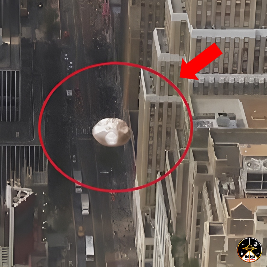 Channel40559901's tweet photo. #UFOลึกลับ #จานบินเหนือเมือง #มนุษย์ต่างดาว #อวกาศและความจริง #UFOนิวยอร์ก ***รายละเอียดเพิ่มเติมที่คอมเมนต์ครับ***  ***ตัวเต็มครับ*** https://t.co/bVpVKGtQC7 https://t.co/kPMOgvdQgb