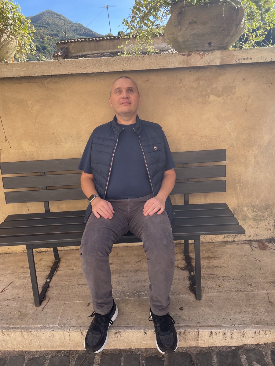 aurel_muth's tweet image. #letsHelp călin to purchase a braille #display for blinds paypal.com/donate/?hosted… thank you very much!