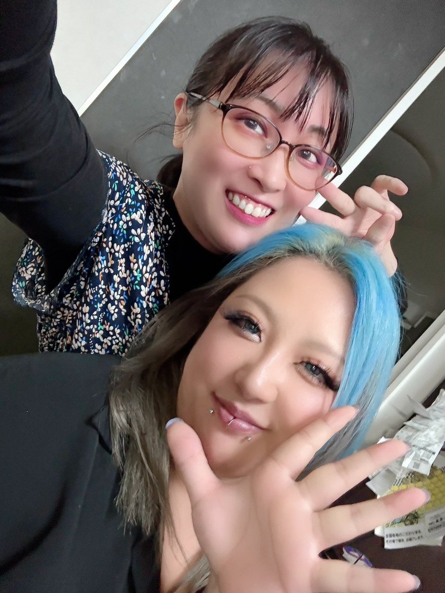 6日『龍人乙姫プチチームショーからの虐めてくださいショー』も実はとても気合いが入っていました。 

この演目には、ダンス、チーム、フェティッシュ、NTR、お客さんも一緒に楽しもう、等々いっぱい要素が入っているんだよ！！ 

『オープニング龍宮城』から続く
トップステージはいくつかありますが