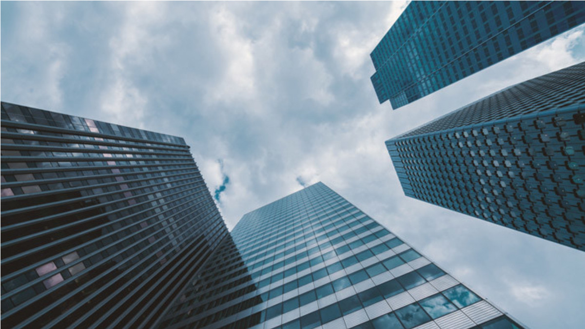 James Whiteley of JPC looks at the pitfalls of trying to deal with commercial property transactions in person, detailing some of the "DIY War Stories" he has come across in his career when clients have tried to do the work themselves. jpclaw.co.uk/latest/can-i-a…