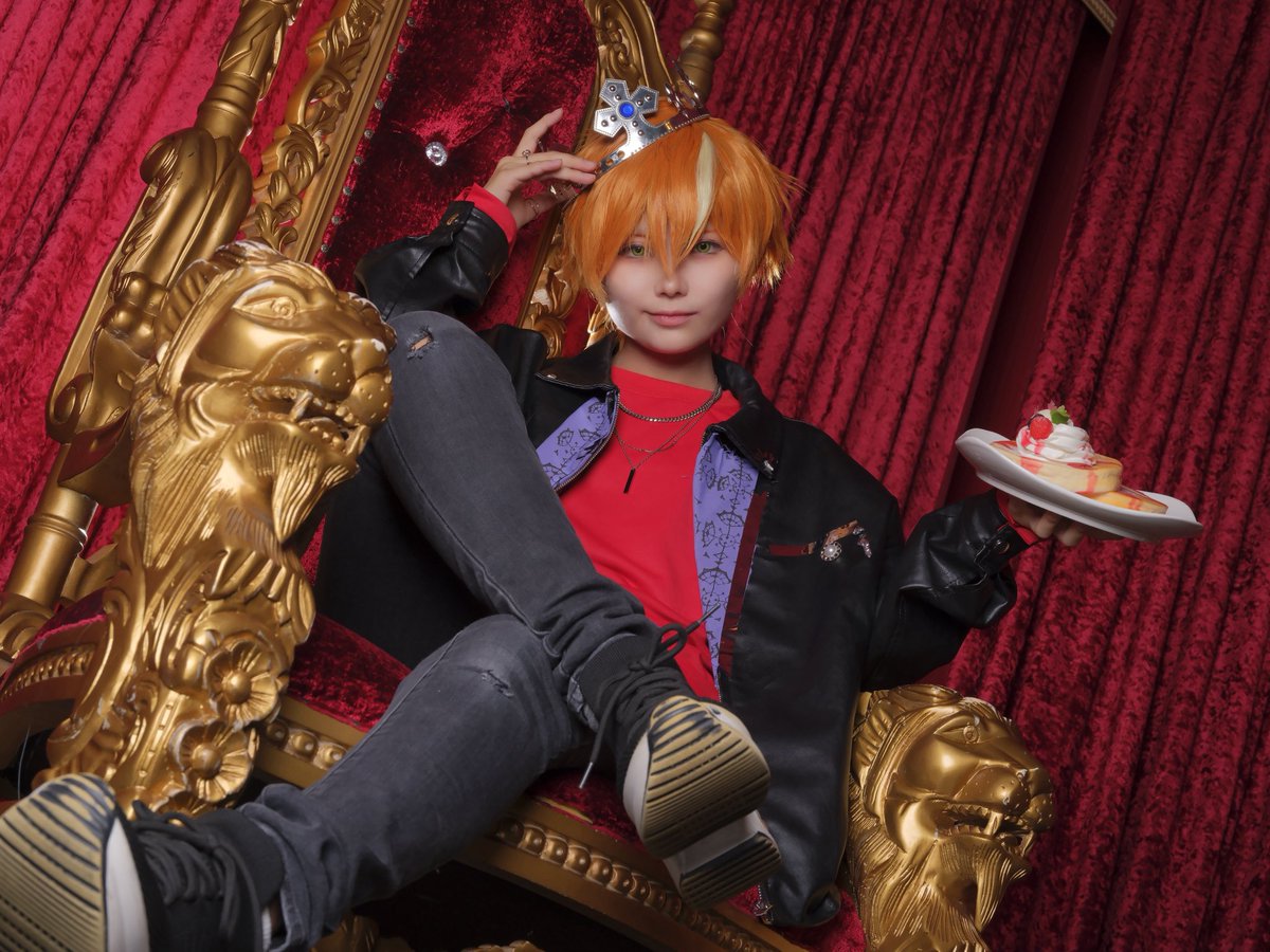 Haruko_F_'s tweet image. 【cosplay/prsk】
┈┈┈┈┈┈┈┈┈┈┈┈┈┈┈┈┈

           🥞お誕生日おめでとう🥞
                    Dear 彰人

┈┈┈┈┈┈┈┈┈┈┈┈┈┈┈┈┈
いっぱい食べる君が好き🫶

 #prsk_cos