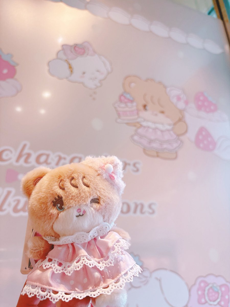 haribodaisuki21's tweet image. mikkoとサンリオコラボのポップアップショップに行ってきました！
ラテをお迎え🧸🩷みんな可愛かった☺️
#mikko #サンリオ