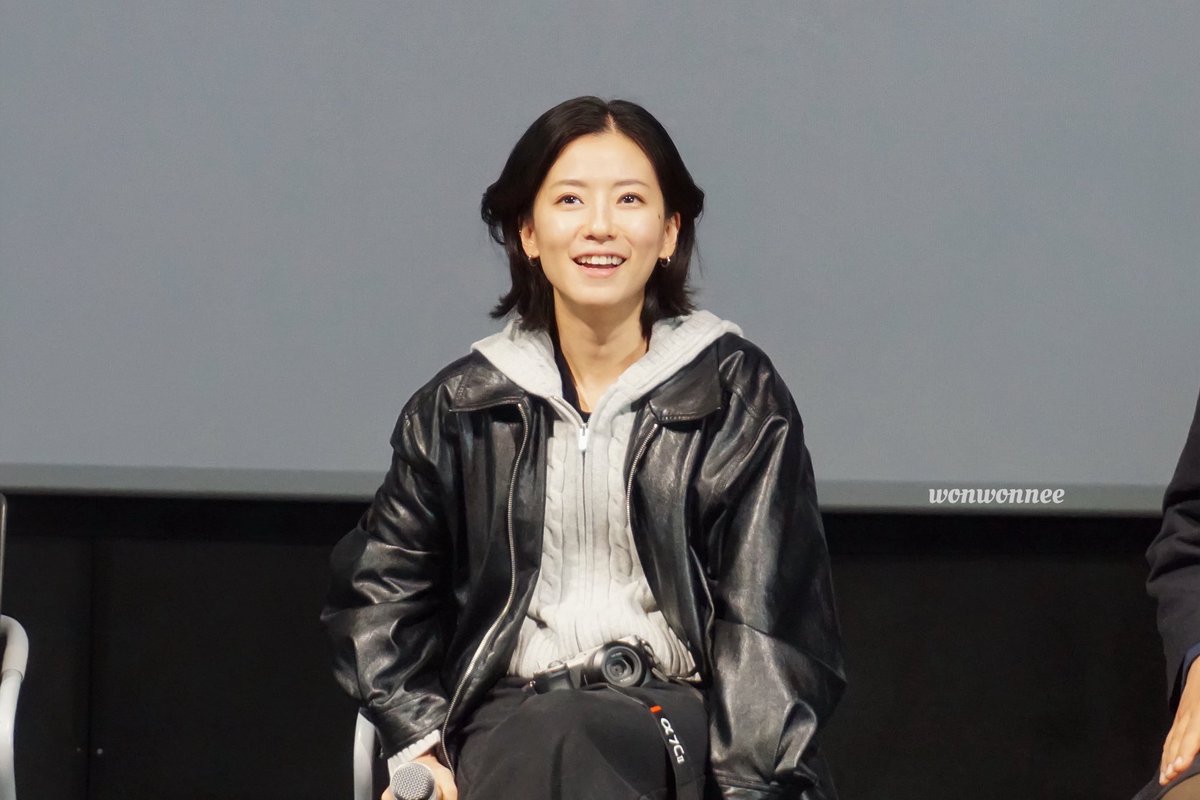 251111 하얀차를 탄 여자 GV

려원언니 말에 흐믓하게 웃으신 감독님 🫶🏻
마음 좋아22222

#고혜진 #하얀차를탄여자