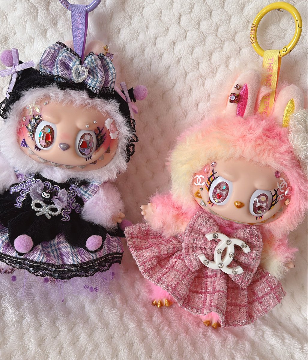 erinanails's tweet image. またも
#ラブブデコ
#ラブブ
#labubu

マグネットネイルを使っておめめキラキラ✨