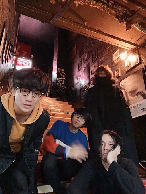onbassigarashi's tweet photo. day 426 🍕🧣 https://t.co/iqo0wPuN30