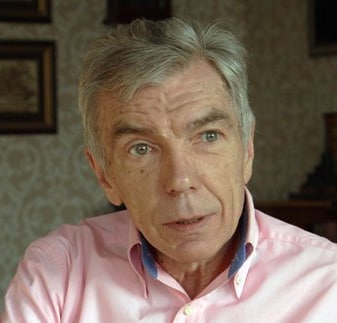 vassural's tweet image. Я не понимаю, почему сегодня нужно стесняться говорить о своей вере. Времена «перестроечной веры» прошли. В храмах уже нет тех людей-«подсвечников», которые не знают, зачем в церковь пришли, что читает священник и о чем поет хор. Мне кажется, то возрождение Православия,