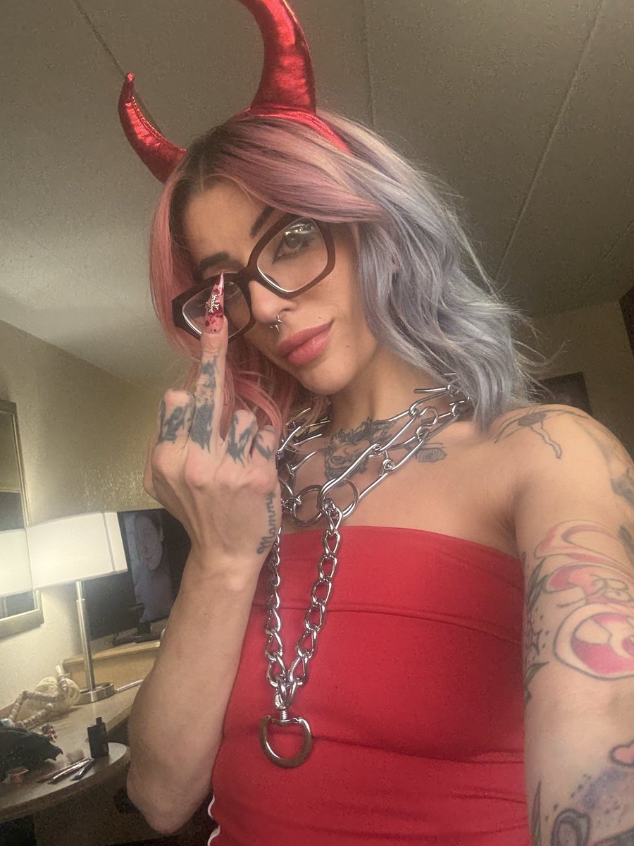 pokedomme's tweet photo. Time to detox into my bank account, addict https://t.co/nCh3pDbKmo