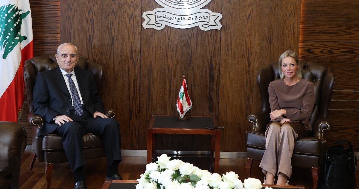 ناقشت المنسقة الخاصة للأمم المتحدة، جينين هينيس-بلاسخارت، مع وزير الدفاع، ميشال منسى، الفرص والتحديات المرتبطة بتنفيذ التفاهم المتفق عليه في نوفمبر و #القرار_١٧٠١.