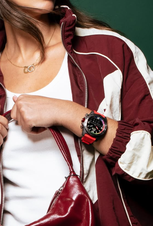 CCLasHuertas's tweet image. Pulso en modo sporty-chic ⏱️✨
Este reloj de @tiendastimeroad eleva cualquier look: resistente, con carácter y listo para acompañarte de la pista a la calle. ¿Te lo pruebas? 💥

#accesorios #tiendastimeroad #cclashuertas