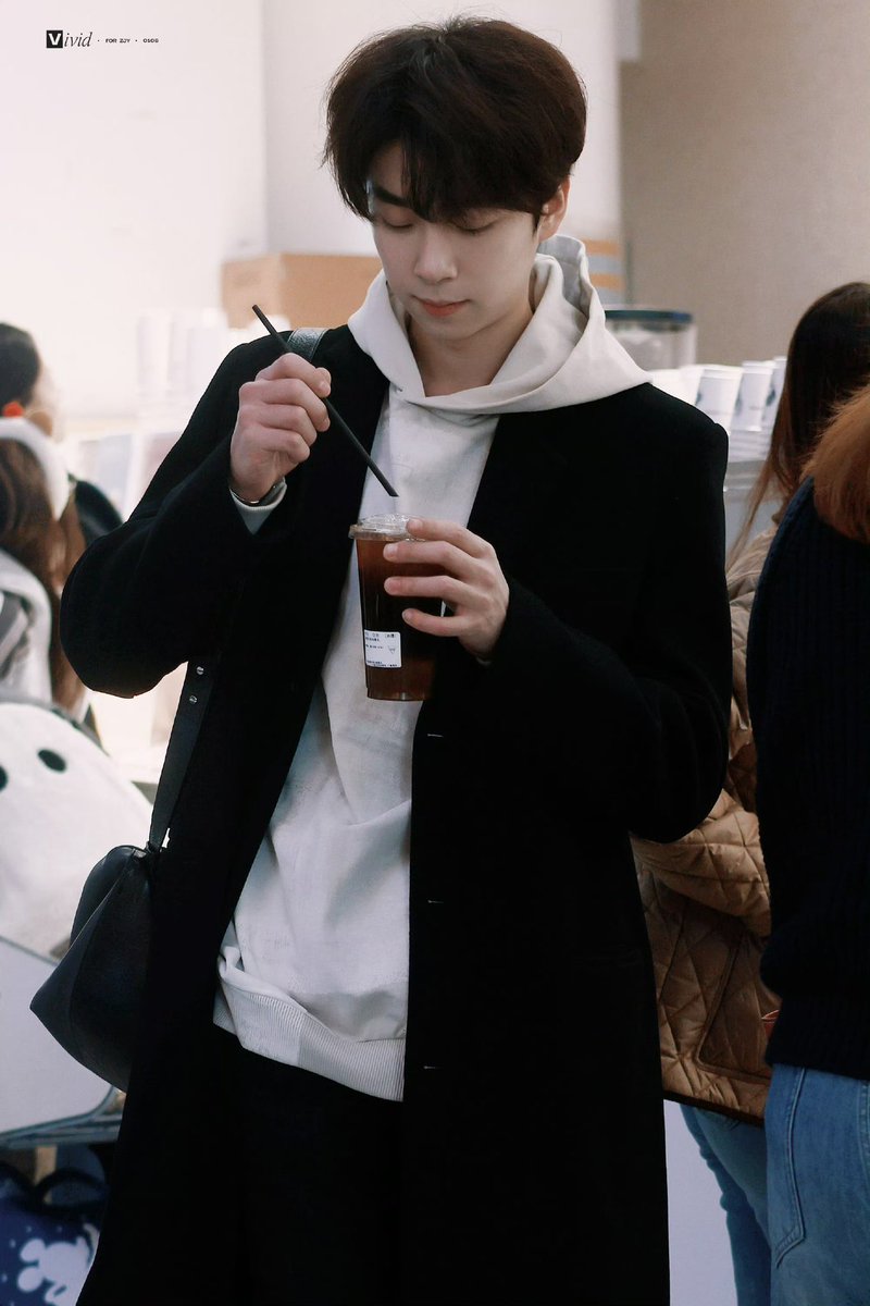 ✭ ℤ 𝕁 𝕐 ✭ ~มุ้เจียมุ้เม้ว ~ tweet media