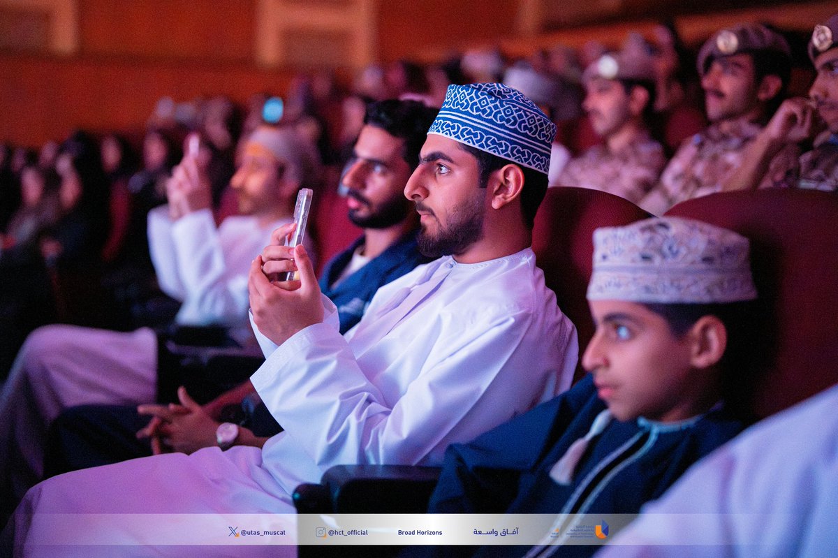 #يوتاس_مسقط

نظّم نادي الهندسة فعالية إبداعية "Enginnering BASH 2025"، والتي هدفت لإبراز القدرات الإبداعية والعلمية للطلبة من خلال منافسات تعكس روح الابتكار و التفكير الهندسي.

شملت الفعالية على عروض تفاعلية، ومعرض مشاريع طلابية، ومسابقات متنوعة سلطت الضوء على الجانب التطبيقي