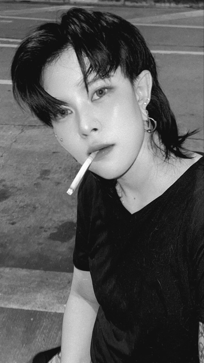 ChanChi324's tweet photo. 🖤 #wlw #女同 #les #拉拉 #le https://t.co/3562K6vVcs