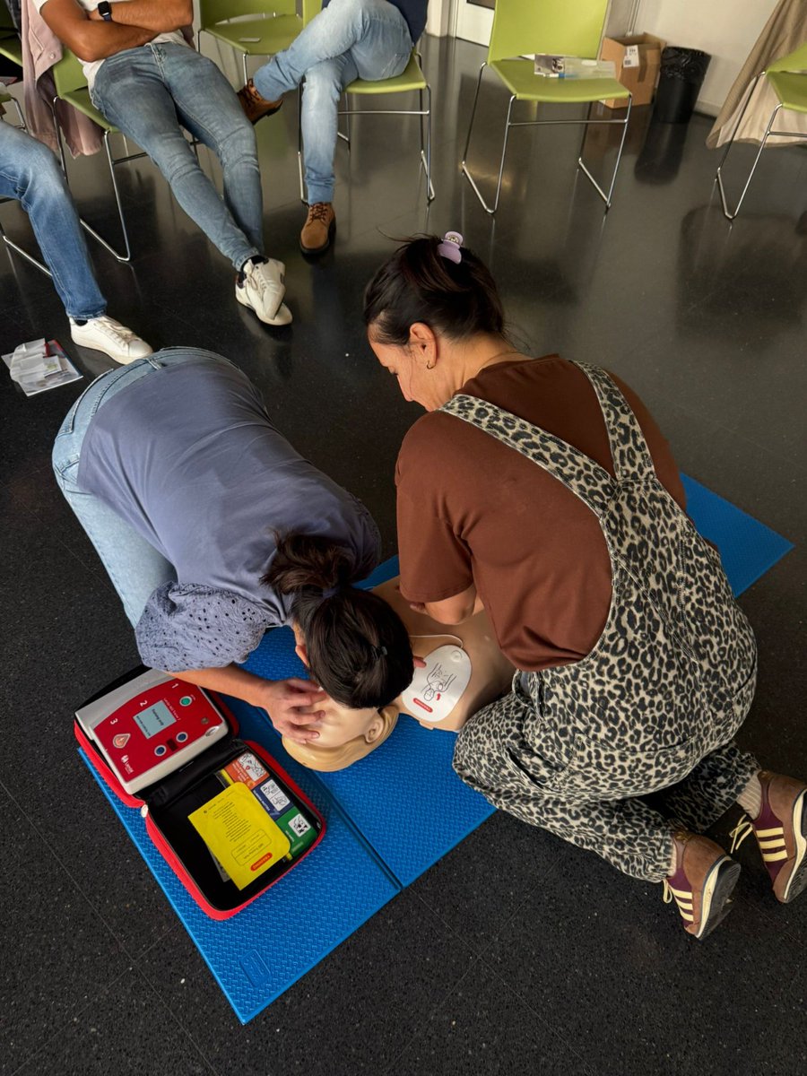 🚓 El CFIS inicia un curs de SVB i Primers Auxilis per a la Policia Municipal de Cambrils.
🩺  El CFIS va dur a terme  els dies 3, 4 i 5 de novembre una formació adreçada a tota la Brigada de  la Policia Municipal de Cambrils.

<a href="/universitatURV/">Universitat Rovira i Virgili</a> <a href="/fundacioURV/">Fundació URV</a> <a href="/Dipta_cat/">Diputació de Tarragona</a> <a href="/URVmedicina/">Facultat de Medicina i Ciències de la Salut</a>