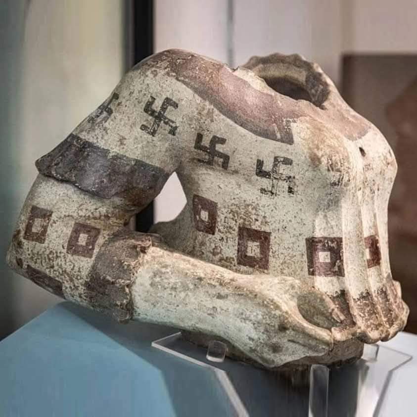 Between 520-500 BC, artisans of Magna Graecia left us a unique masterpiece: the Antefix of Hera - an architectural ornament used to decorate the roofs of ancient Greek temples, specifically found in Magna Graecia (Southern Italy)..... 

This extraordinary find, used to decorate