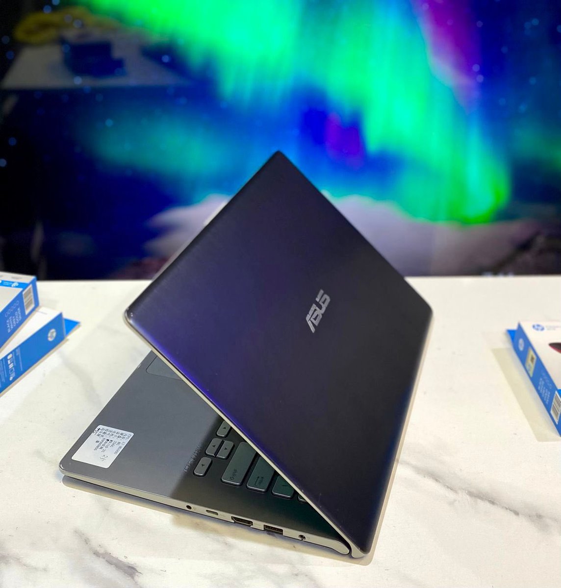 kobixutd's tweet photo. *GAMING ASUS VIVOBOOK*

🀄️Intel®️Core i7 Processor 8th Gen Processor
🀄️base @2.0Ghz ~3.90Ghz max
🀄️256 Ssd
🀄️8 Gig Ram
🀄️14 inch
🀄️Dual Graphics: Intel UHD Graphics &amp; Nvidia GeForce Mx150
🀄️5GB total vga| 2GB dedicated vram|
3GB shared
🀄️Keyboard💡
🀄️Charger

Gh 3.6k
☎️0241636577 https://t.co/CB4Y0fSLsf