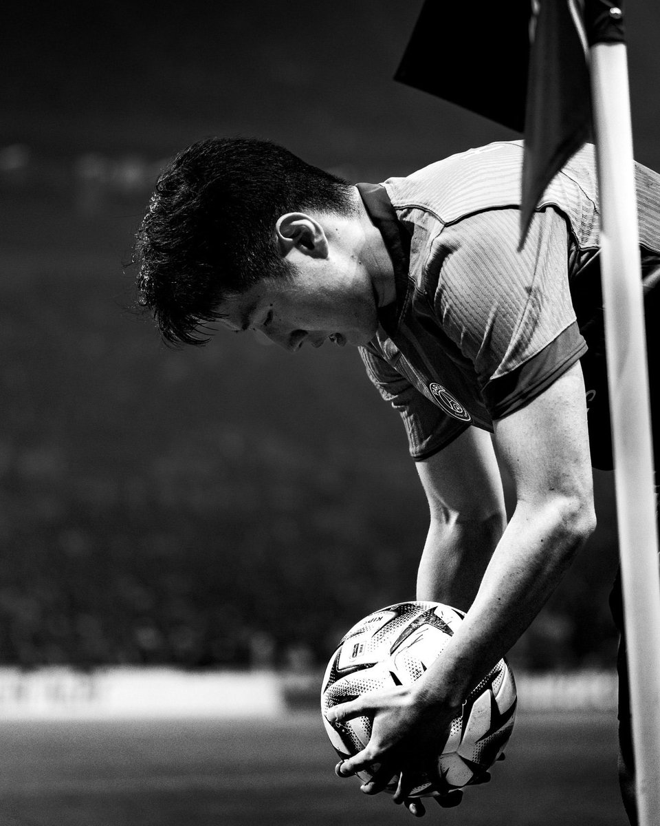 코너킥의 악마, 코너키커 중의 코너키커, 코너킥의 권위자, 코너킥의 지배자, 코너킥의 황제, 코너킥의 군림자, 코너킥의 정석, 코너킥의 종결자, 코너킥의 마스터