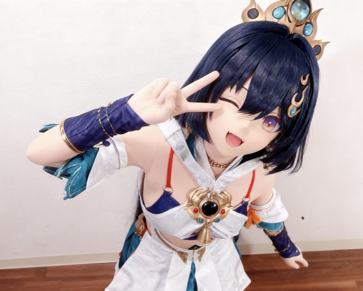 kaijuuchika's tweet photo. ai生成��，超级自然的一张，喜欢裁掉水印感觉能假装替换脸。 https://t.co/Axn5xYdpqJ