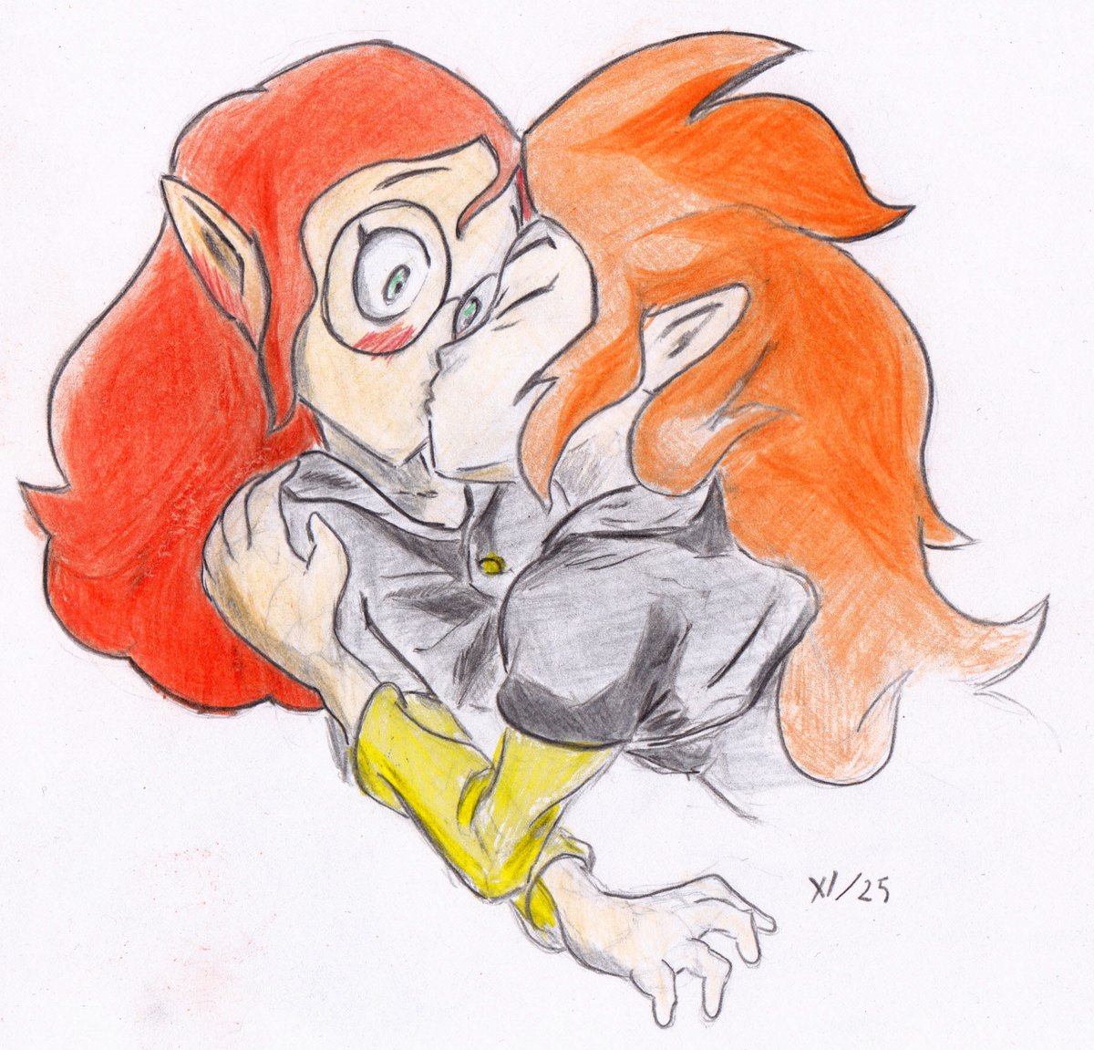 Before developing her apple blood addiction, Eda was hooked on sisterly smooches