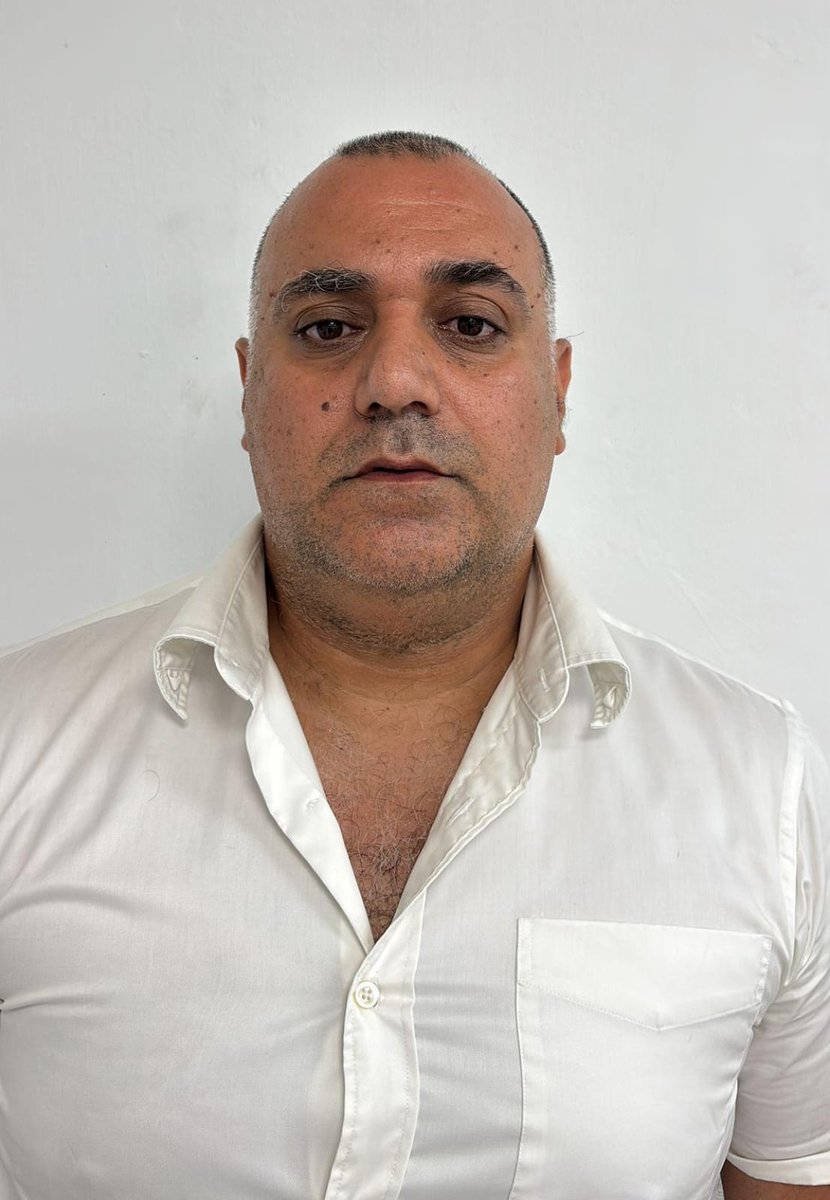 המשטרה מבקשת את עזרת הציבור: רמי פלה בן 44 מטבריה לימד שחמט בבתי ספר יסודיים באזור טבריה וחשוד בעבירות מין בתלמידות. 
מי שיש בידיו מידע באשר לפגיעות מיניות שביצע מתבקש לפנות למשטרה