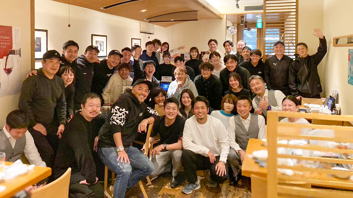 matsuo1956's tweet photo. #北海道コンサドーレ札幌 11/8「赤黒ドリームマッチ」の試合後🔴⚫️OB会 CONSAOLDS🔴⚫️の皆さまに「松尾ジンギスカン札幌大通南1条店」ご来店&ご利用いただきました!!!
ありがとうございます😭🙏
またのご来店をお待ちしております🍖 https://t.co/W0aJmNP5Rs