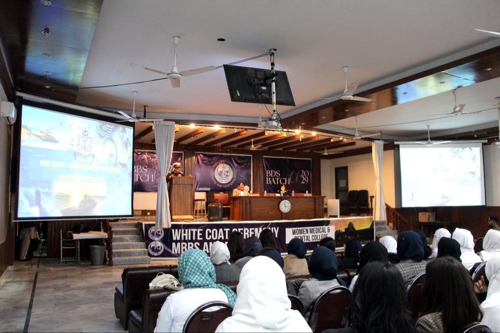 WMC_Officials's tweet photo. Pakistan Navy Career Seminar at WMC – 27 Feb 2025
Cmdr Muhammad Faisal Khan PN presented opportunities for MBBS grads in naval services. Engaging session on joining elite forces.

#CareerOpportunities #PakistanNavy https://t.co/tuzb7c2GCQ