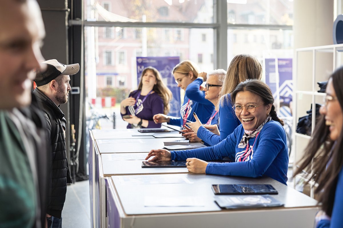 code_dive_pl's tweet image. Thanks to our volunteers for bringing so much energy to #codedive 12! From packing welcome packs and managing reception to orchestrating event attractions, documenting moments, and being great buddies – your care was evident at every step. We couldn&apos;t have done it without you 🤝