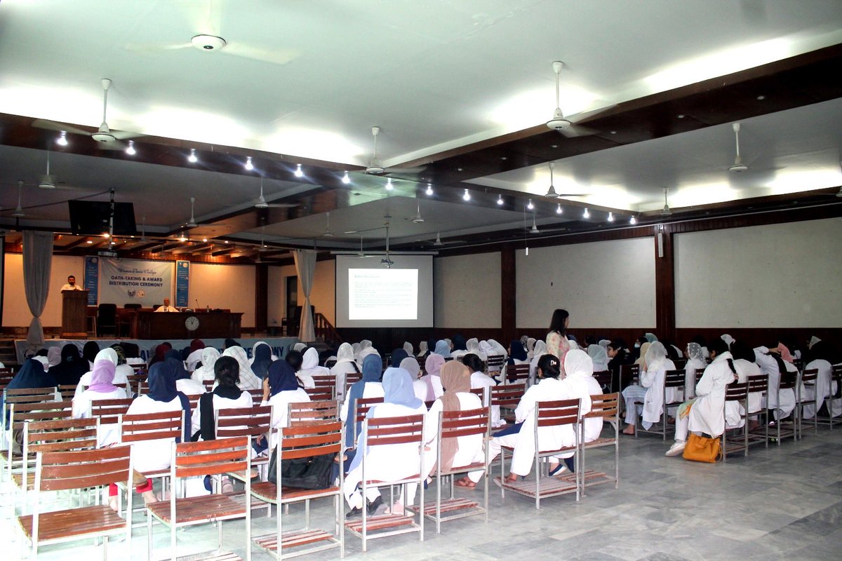 WMC_Officials's tweet photo. Snake Bite Management Seminar at WMC
Dr. Syed Asif Nawaz from U. Karachi presented therapeutic strategies. Dr. Iftikhar (HOD Forensic Medicine) gave closing remarks. 3rd/4th year MBBS attended.

#MedicalEducation #Toxicology https://t.co/HxRShfqcpj