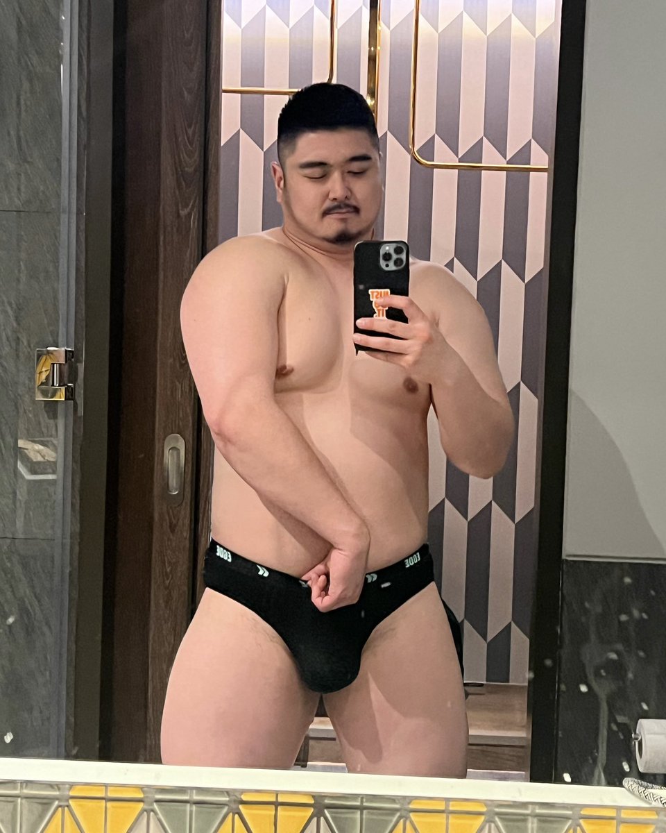 Kopepe_2's tweet photo. 🤳💥 https://t.co/ungQytoxhM
